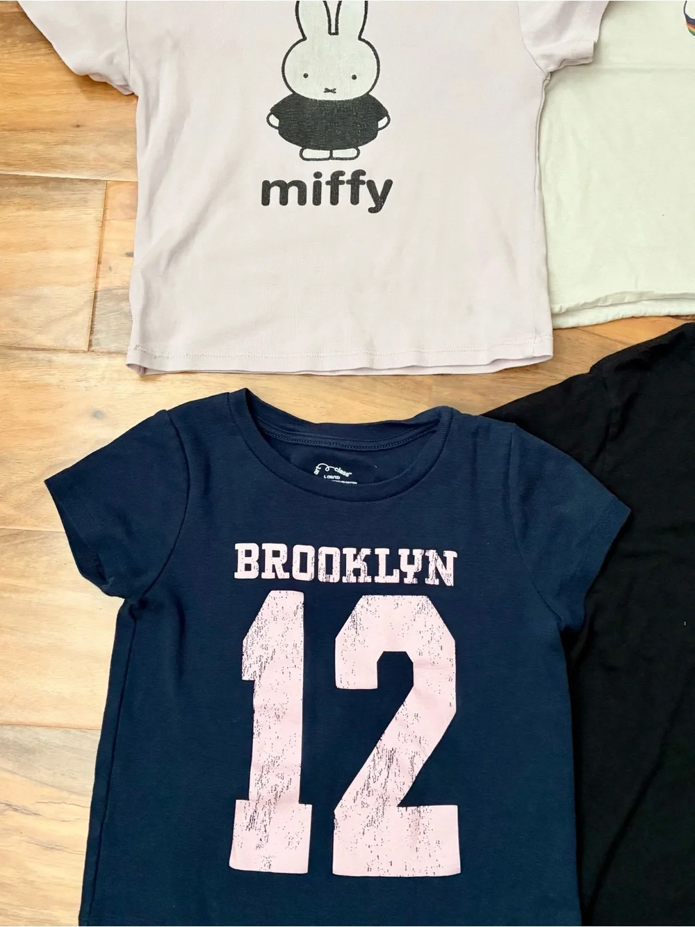 The Unbranded Brand girls tee